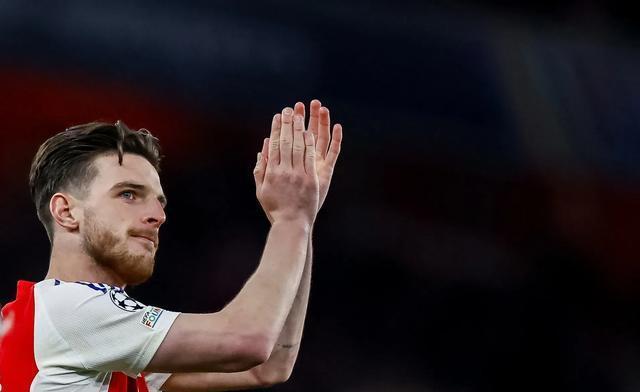 关于巴黎圣日耳曼赛后单刀错失,志在国王杯名次提升,球迷炸锅,控场能力受关注的信息 关于巴黎圣日耳曼赛后单刀错失,志在国王杯名次提升,球迷炸锅,控场能力受关注的信息